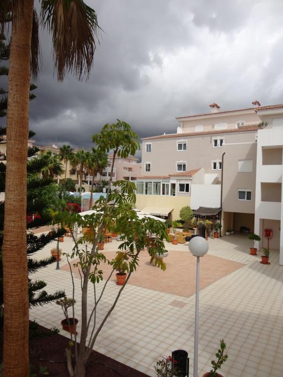 Chayofa Country Club Aparthotel Плая де лас Америкас Стая снимка